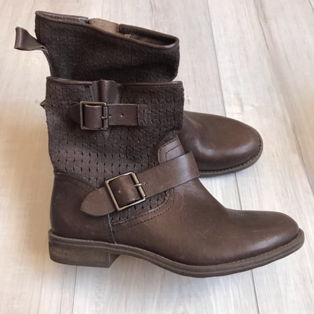 Vince Camuto Women's Brown Leather Boots